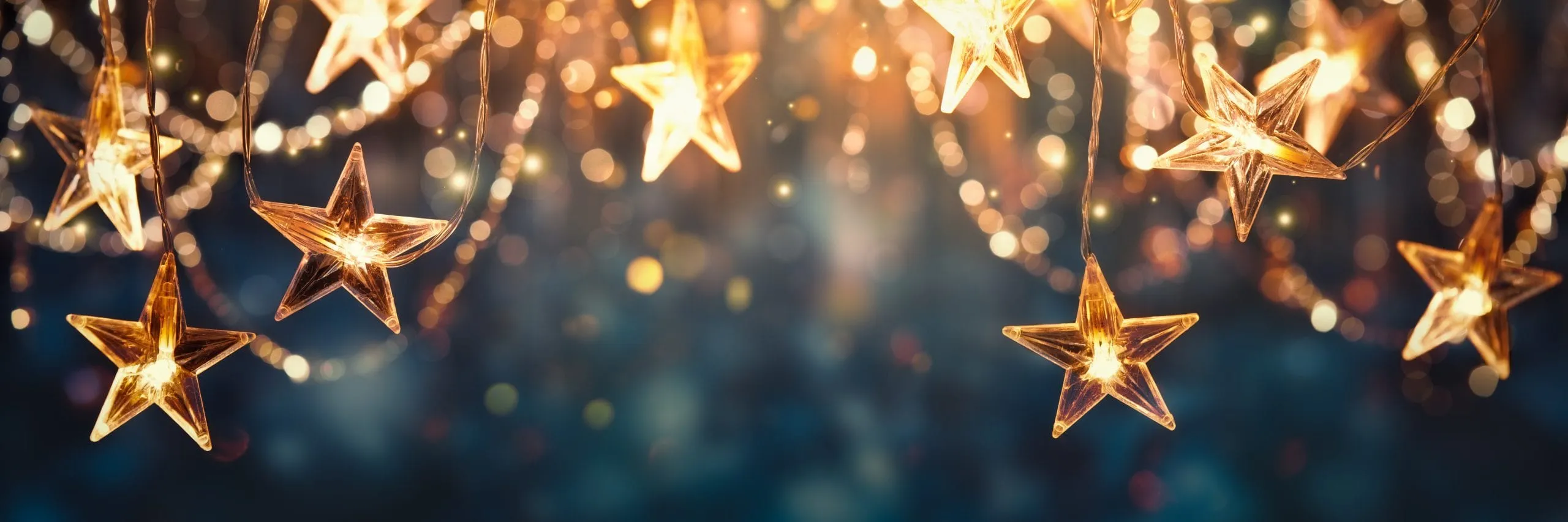 Goldene Weihnachtssterne
